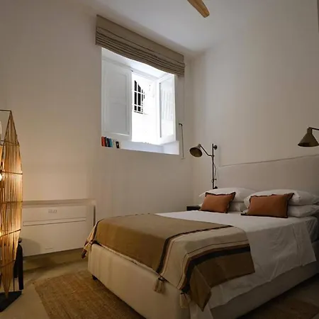 Luxury In Historic Ortigia, شقة سيراكوزا